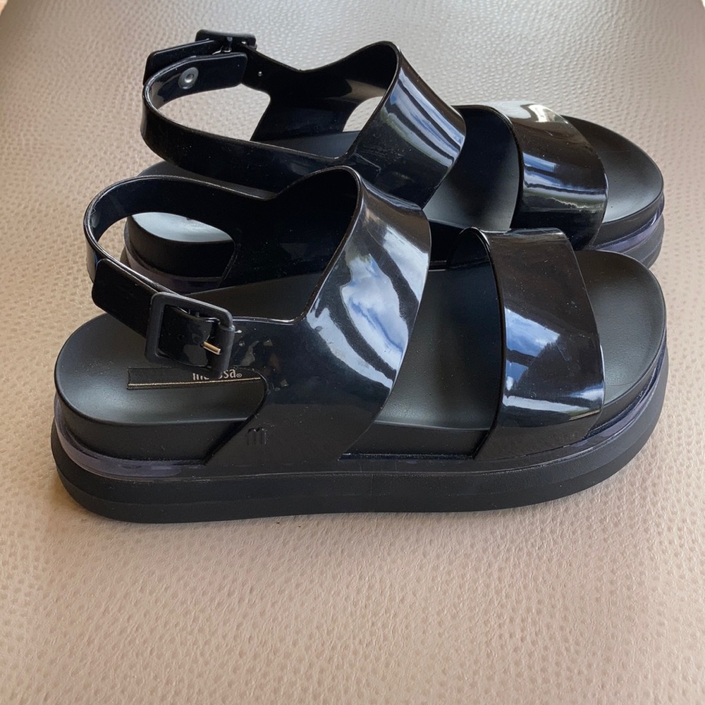 Melissa platform sandals